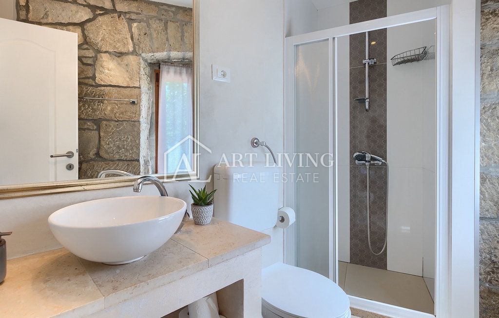 House For sale - Istarska Buzet