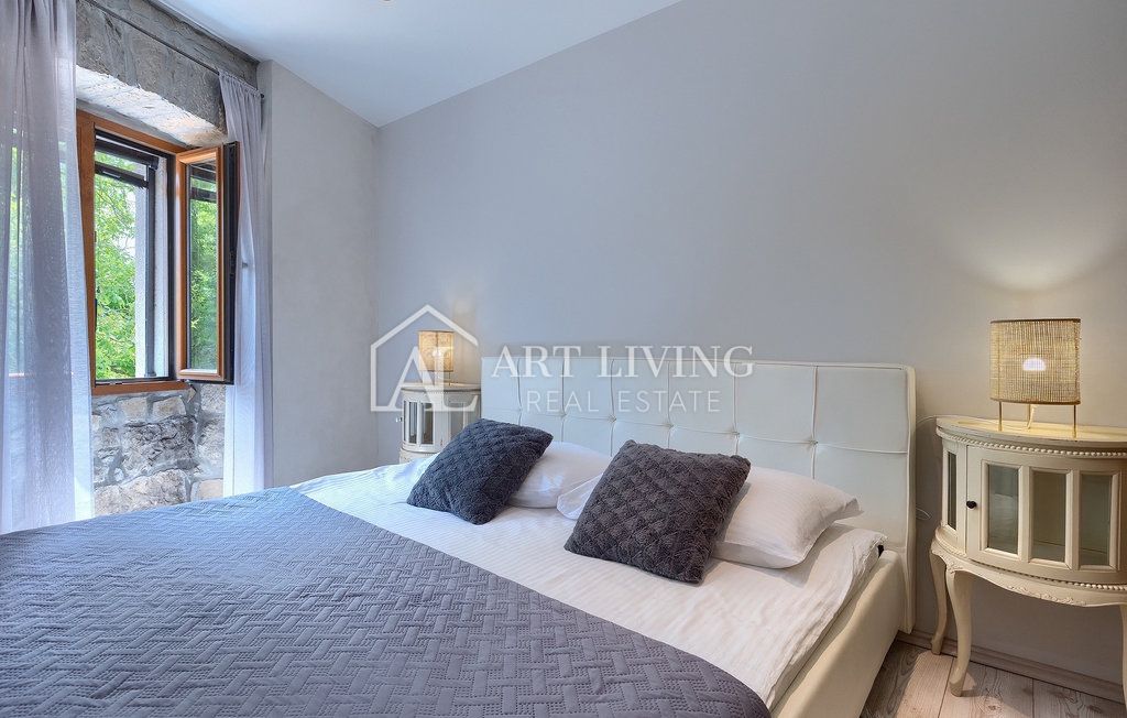House For sale - Istarska Buzet