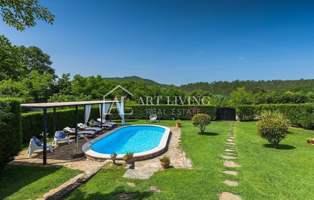House For sale - Istarska Buzet