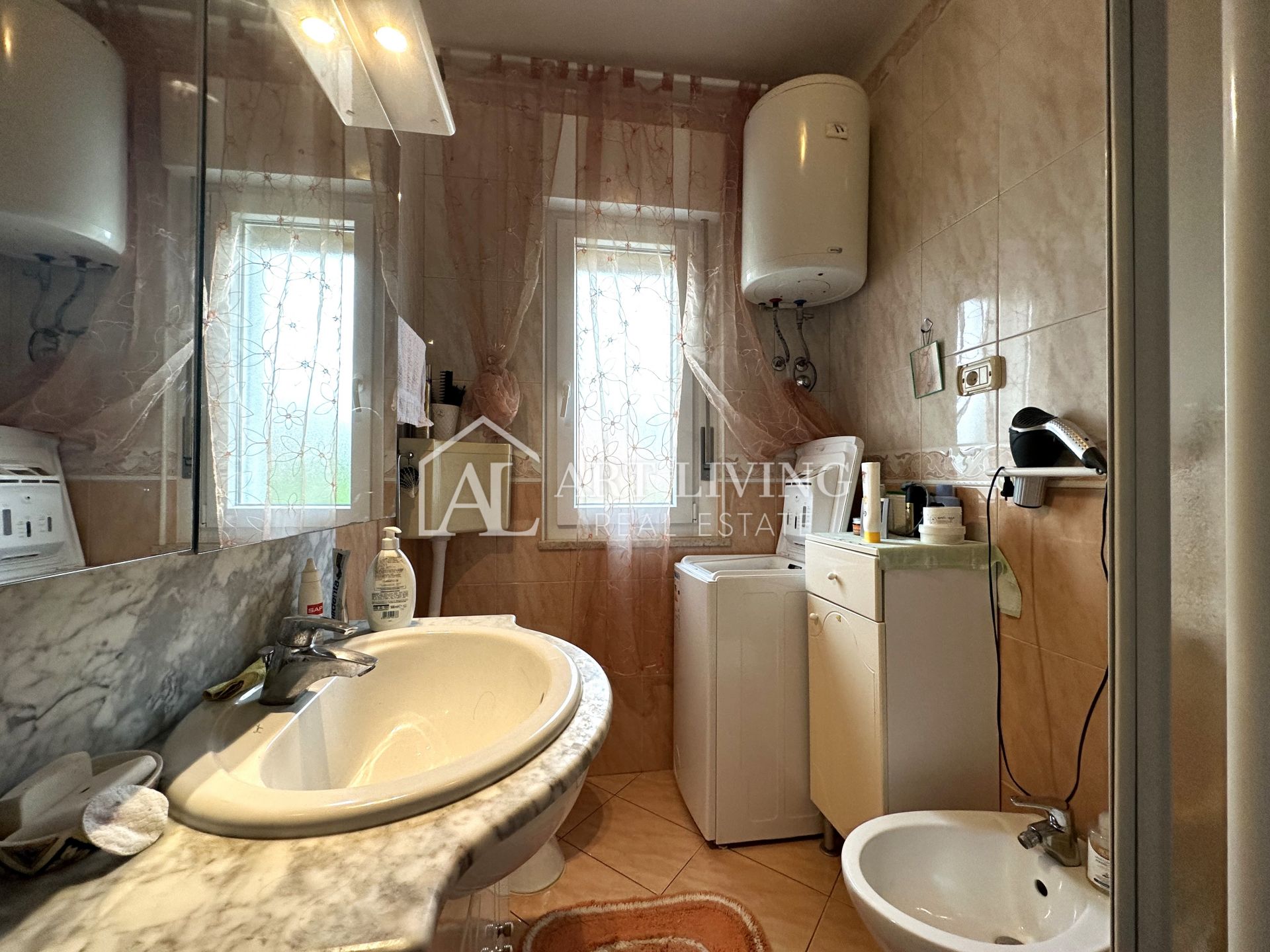 Haus Zu verkaufen - Istarska Umag