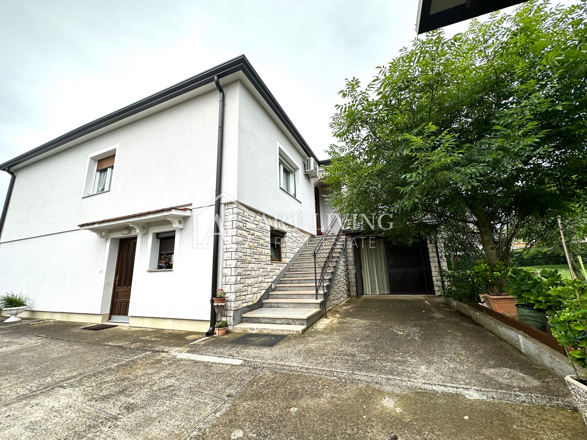 Haus Zu verkaufen - Istarska Umag