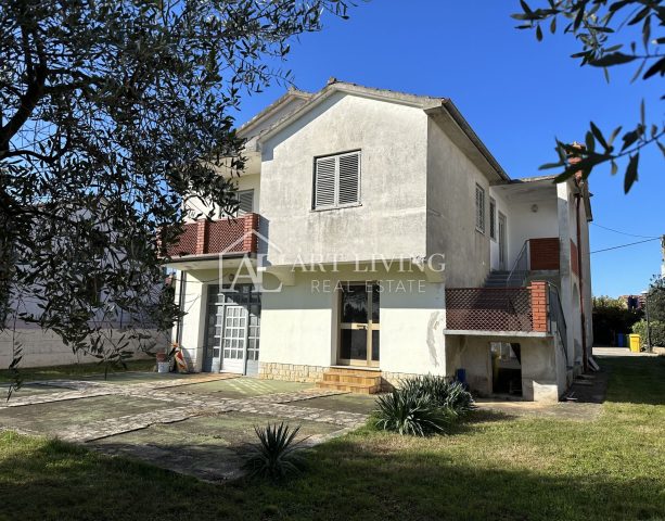 Dom na predaj 285 m² – Umag