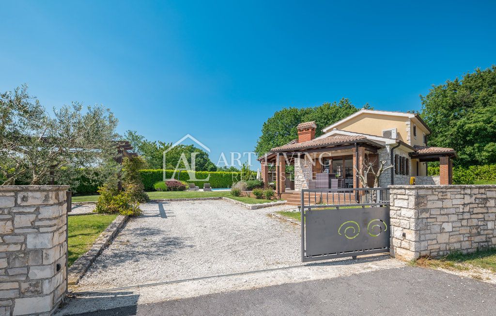 Kuća Na prodaju -  Poreč
