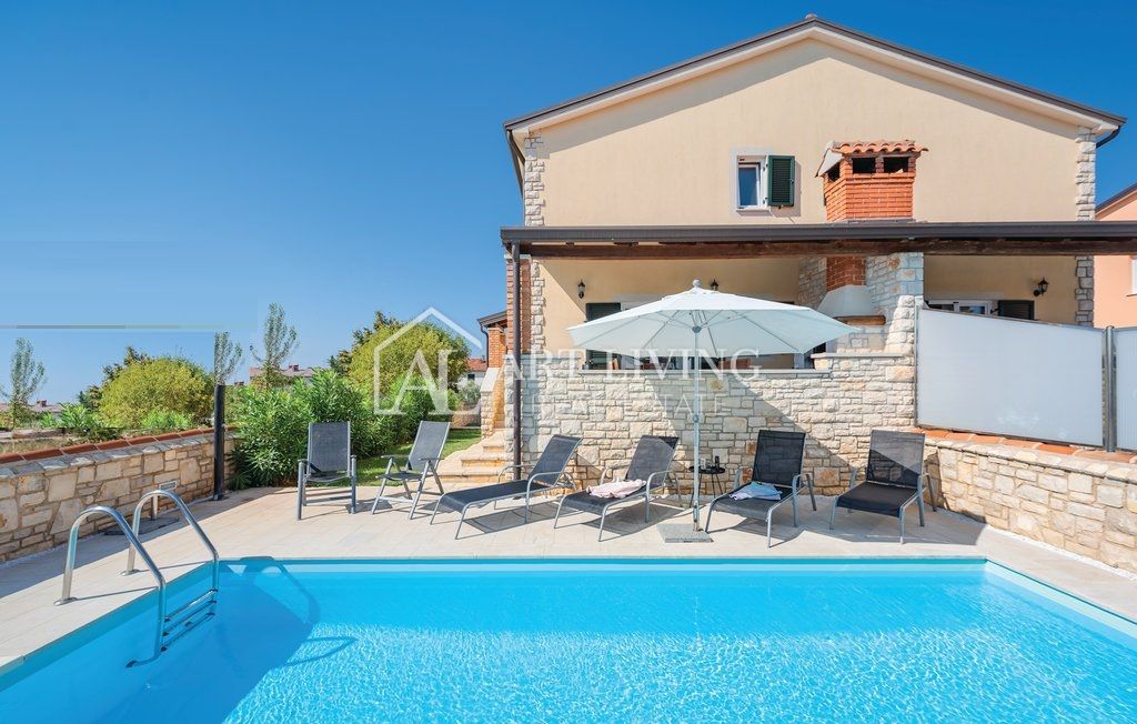 Kuća Na prodaju -  Umag