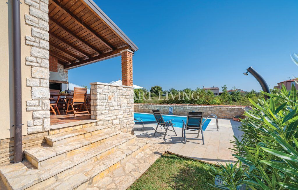 Kuća Na prodaju -  Umag