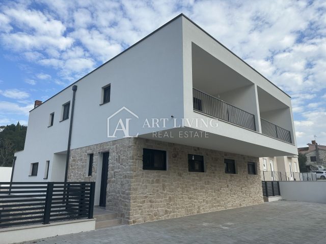 Dům na prodej 132 m² – Umag