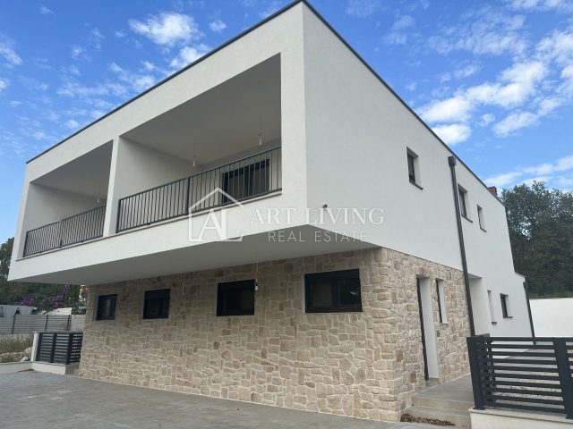 Dům na prodej 132 m² – Umag