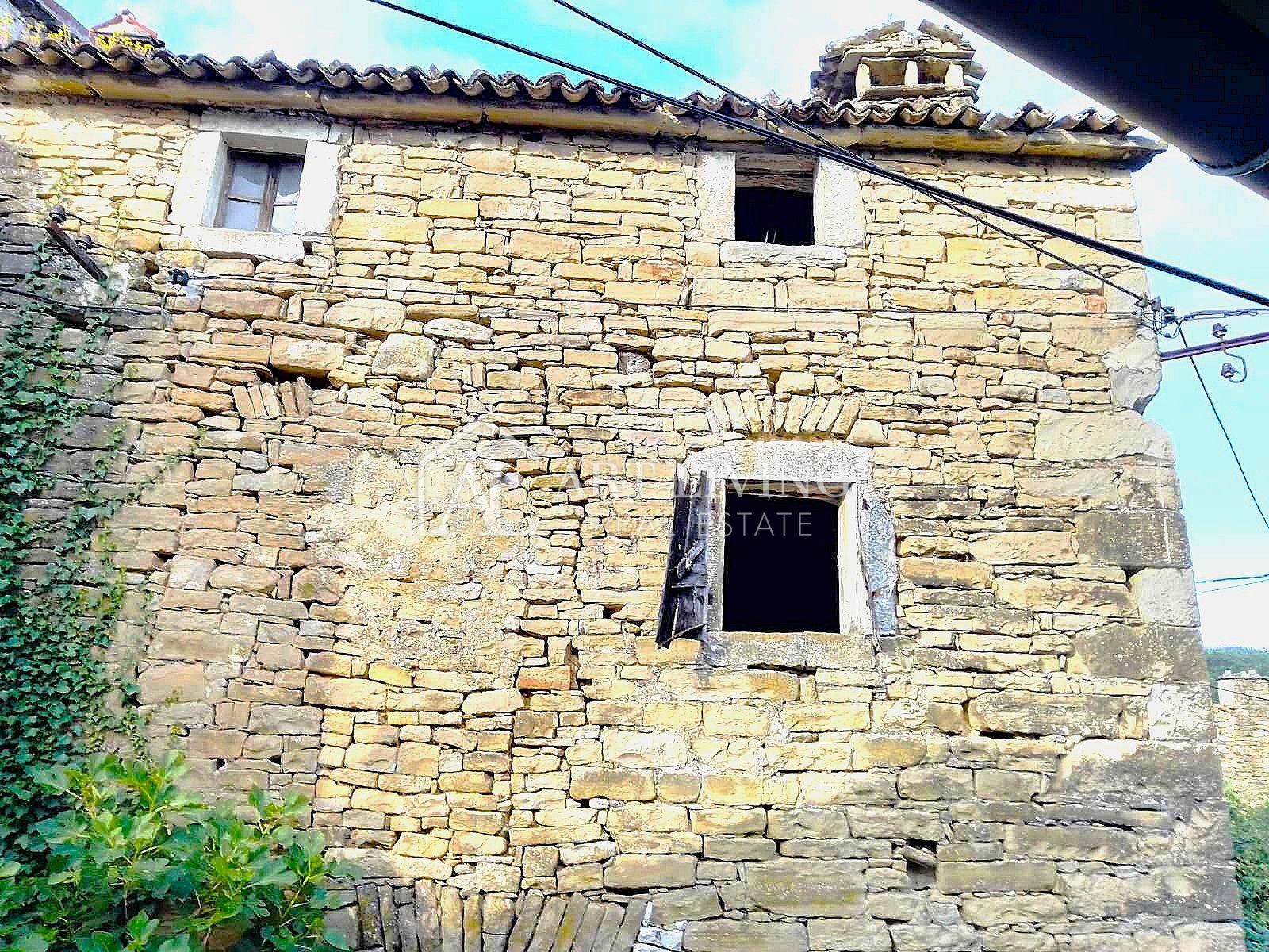 Kuća Na prodaju -  Buzet
