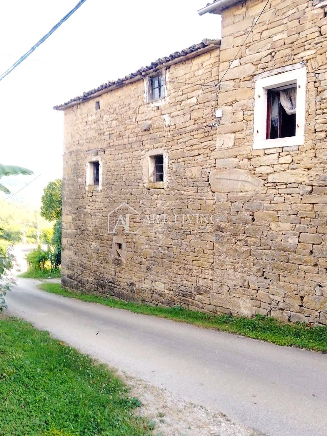 Kuća Na prodaju -  Buzet