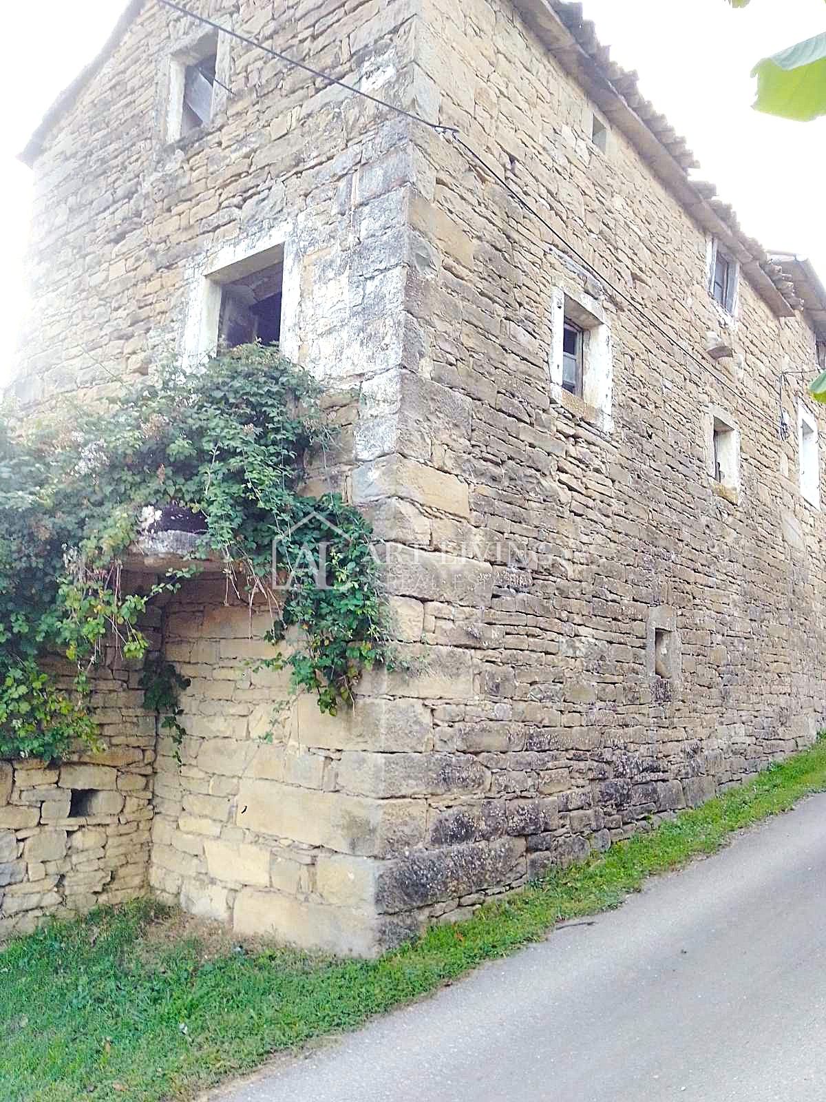 Kuća Na prodaju -  Buzet
