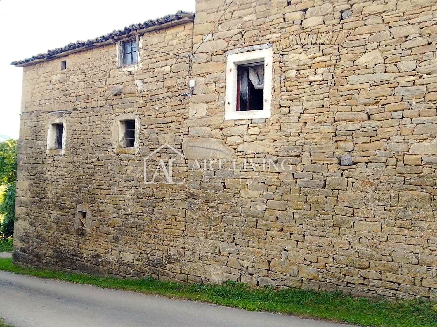 Kuća Na prodaju -  Buzet