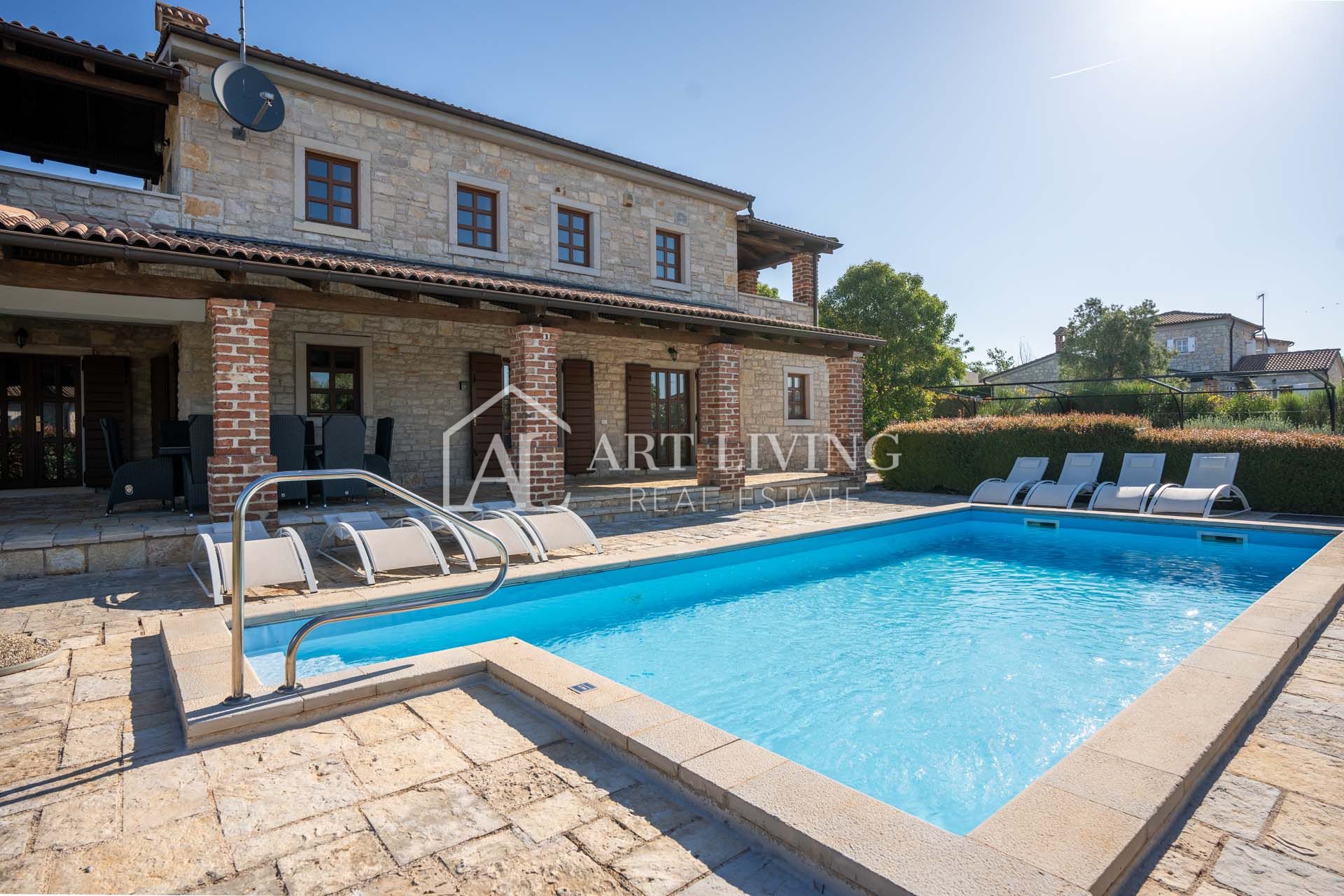 Casa In vendita -  Poreč