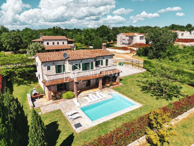 Dom na predaj 263 m² – Poreč