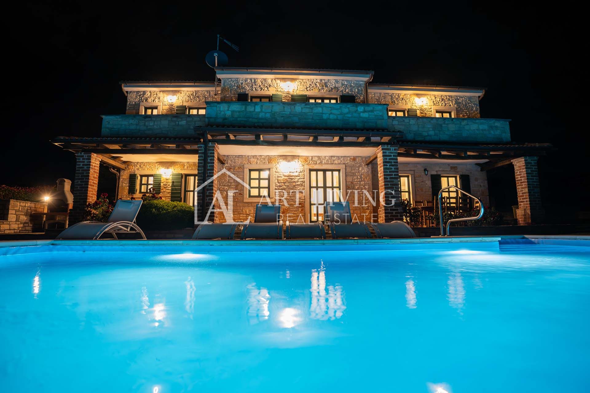 Casa In vendita -  Poreč