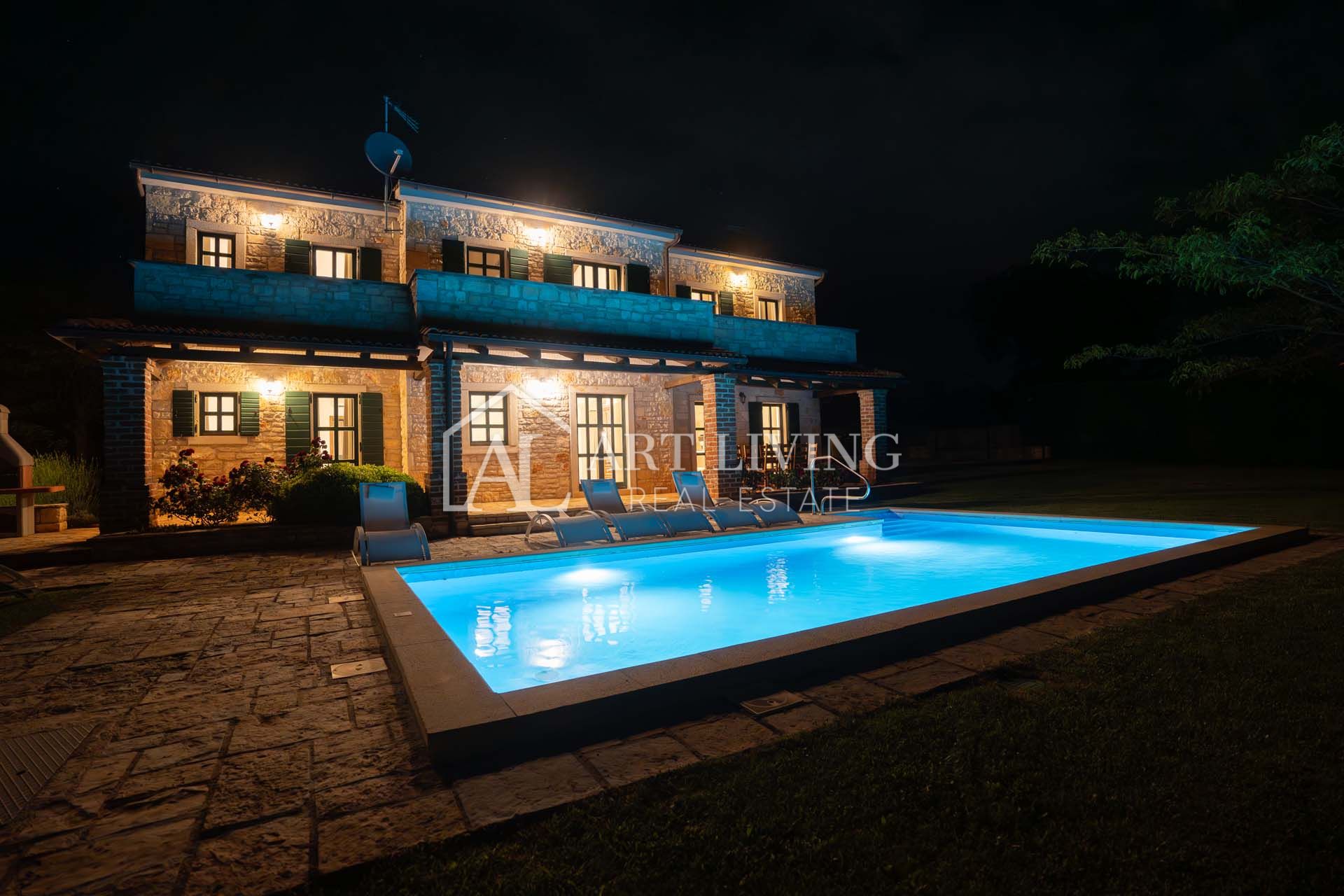 Casa In vendita -  Poreč