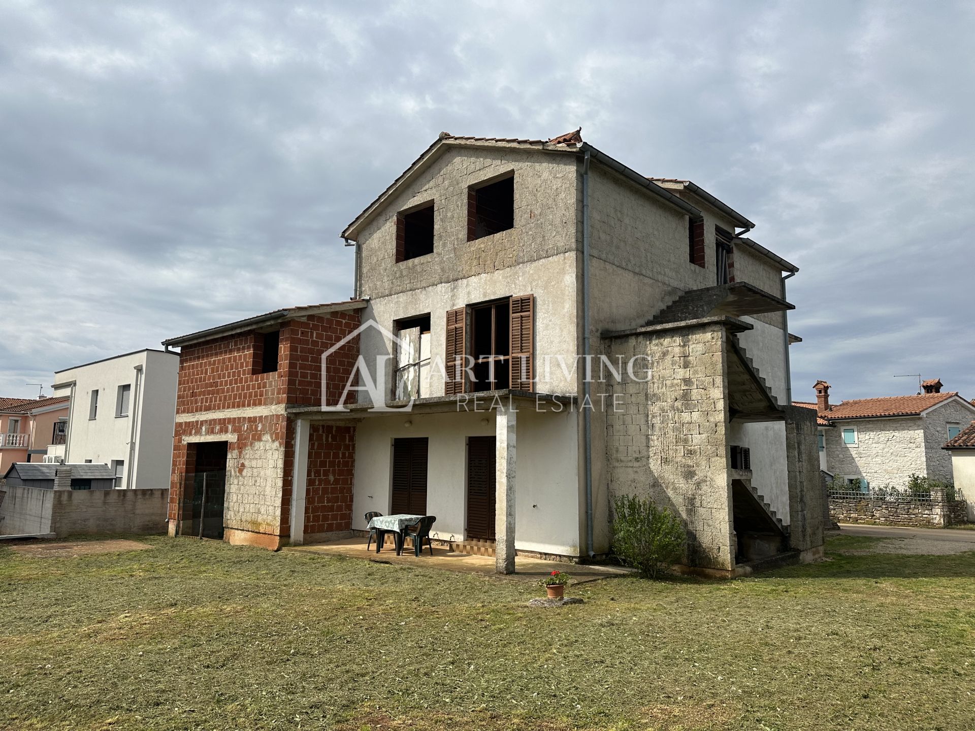 Casa In vendita -  Umag