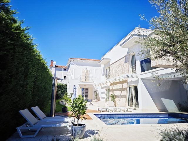 House for sale 240 m² – Poreč