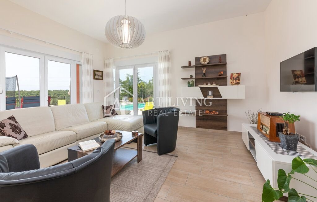 House For sale - Istarska Buje