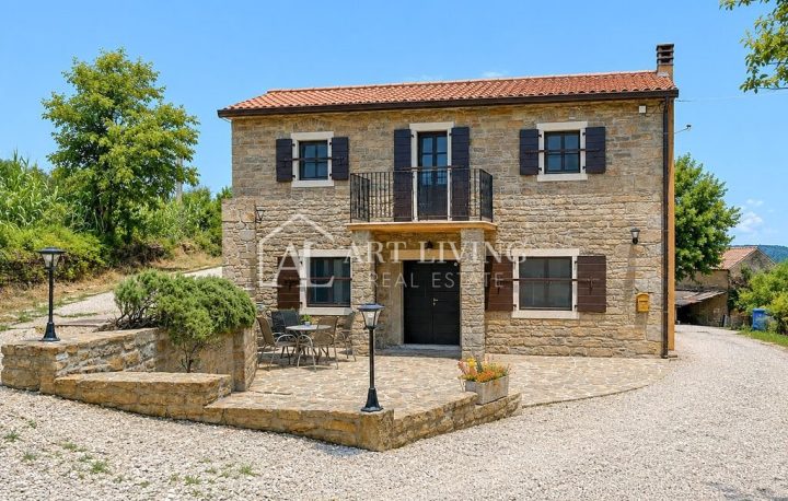 House For sale — Buje