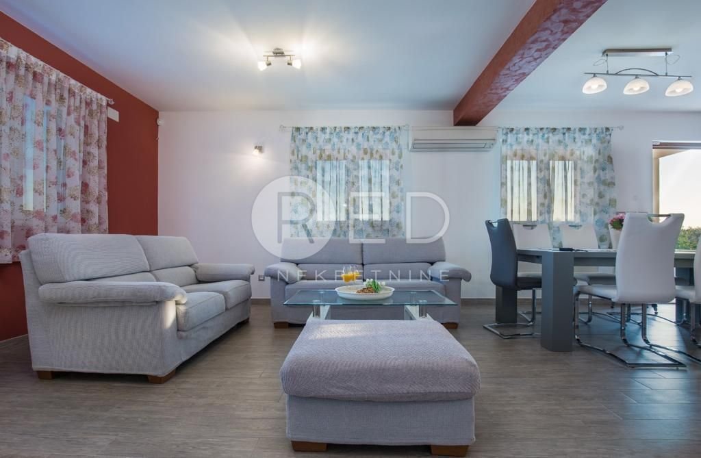 Haus Zu verkaufen - Istarska Fažana