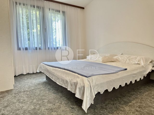 Kuća na prodaju 245 m² – Kruševo