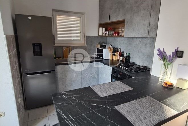 Apartma Naprodaj - Zadarska Pakoštane