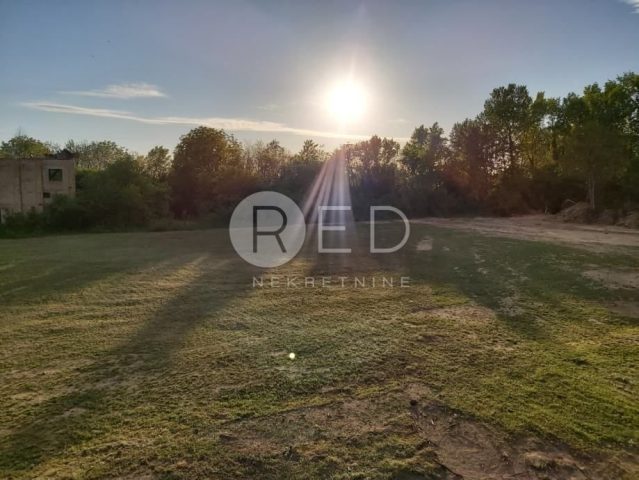 House for sale 400 m² – Kneževi Vinogradi