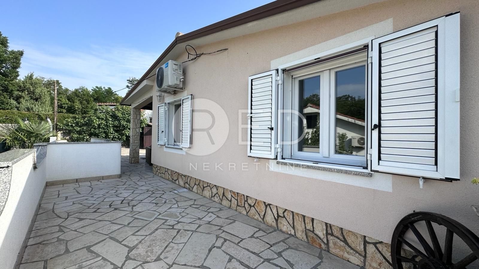 Haus Zu verkaufen - Primorsko-goranska Dobrinj - foto 1/8