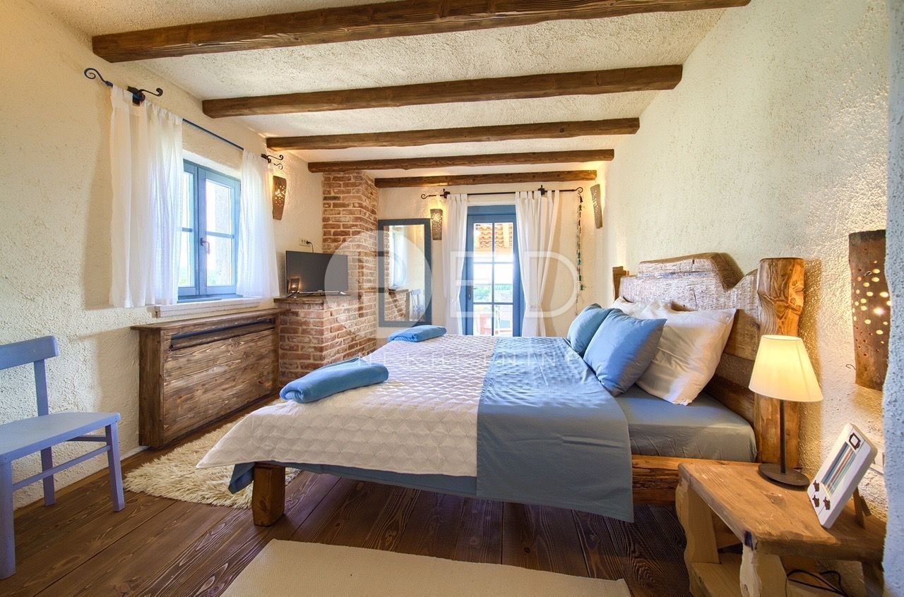 Haus Zu verkaufen - Primorsko-goranska Malinska-Dubašnica