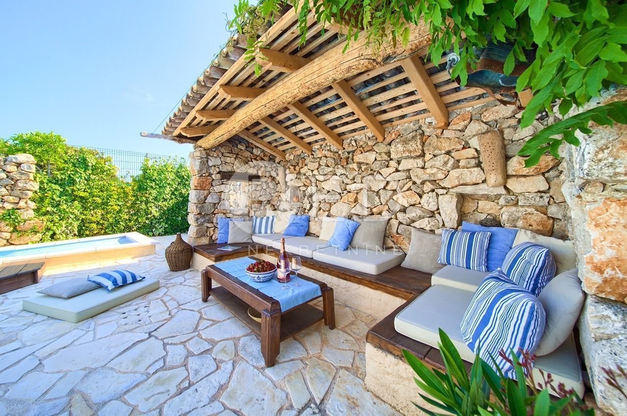 Haus Zu verkaufen - Primorsko-goranska Malinska-Dubašnica