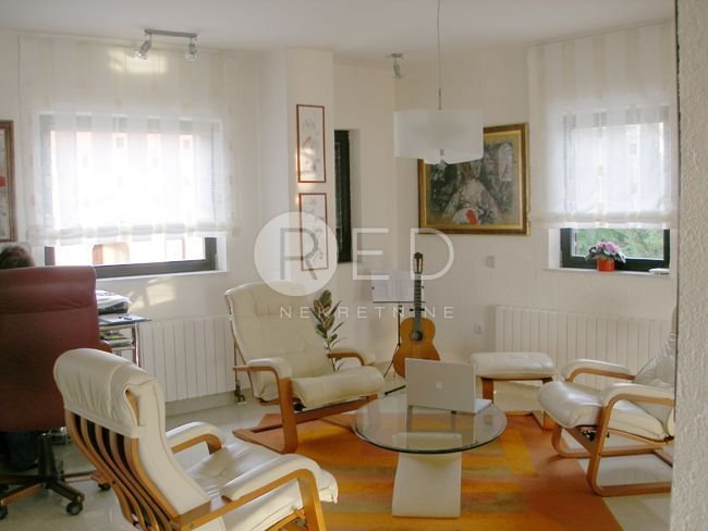 Haus Zu verkaufen - Primorsko-goranska Malinska-Dubašnica