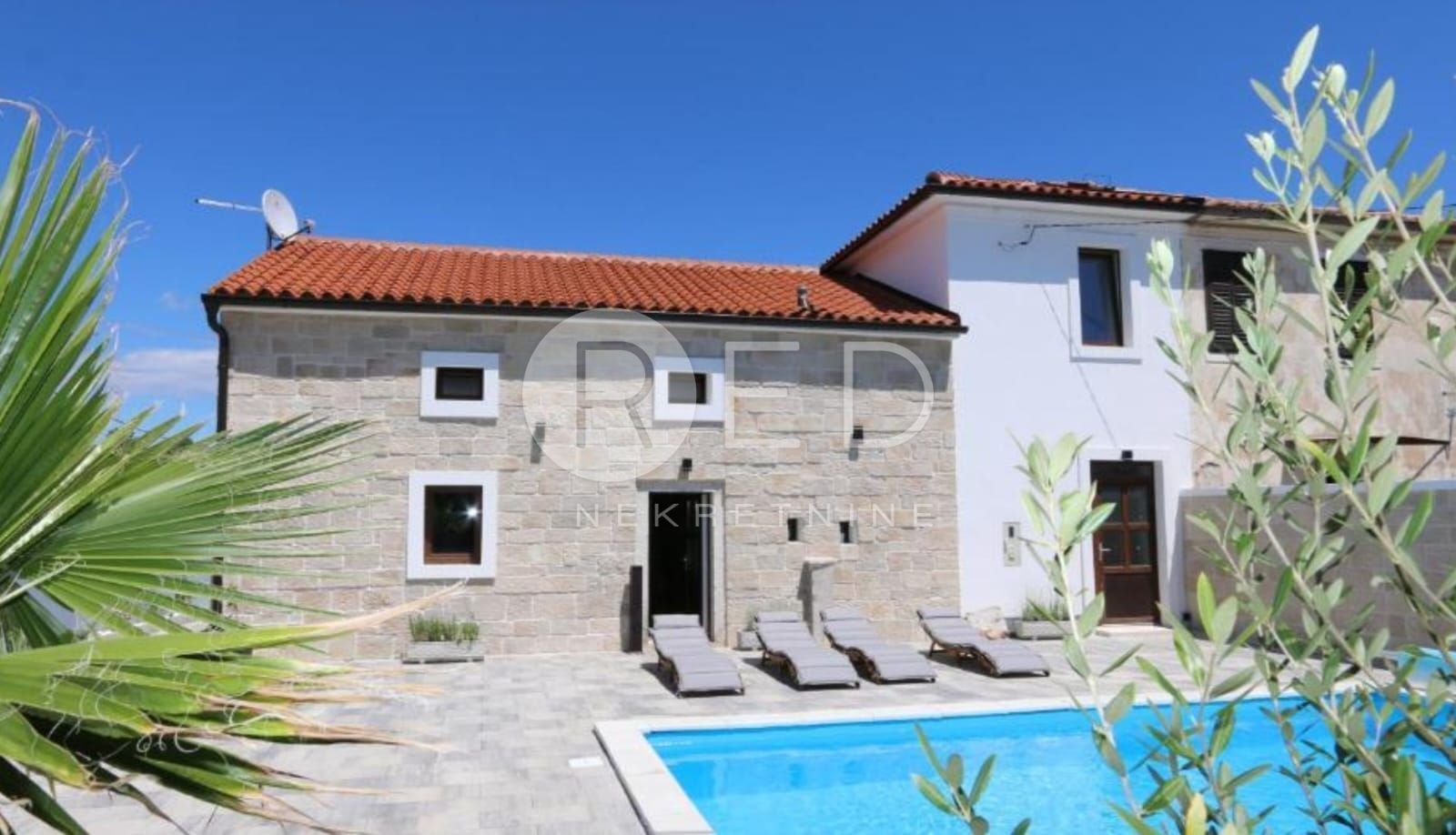 Casa In vendita - Primorsko-goranska Dobrinj - foto 1/12
