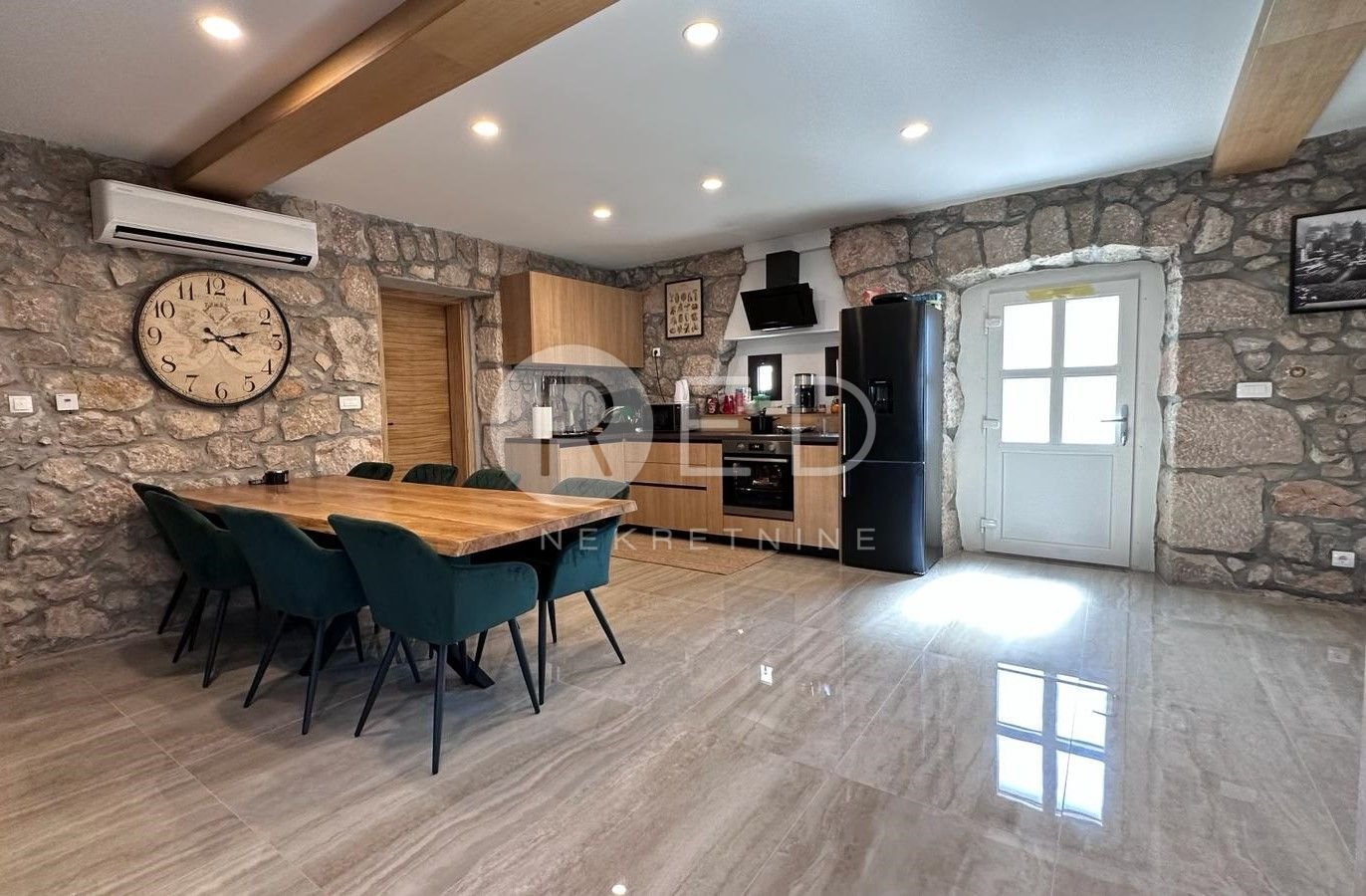Casa In vendita - Primorsko-goranska Dobrinj