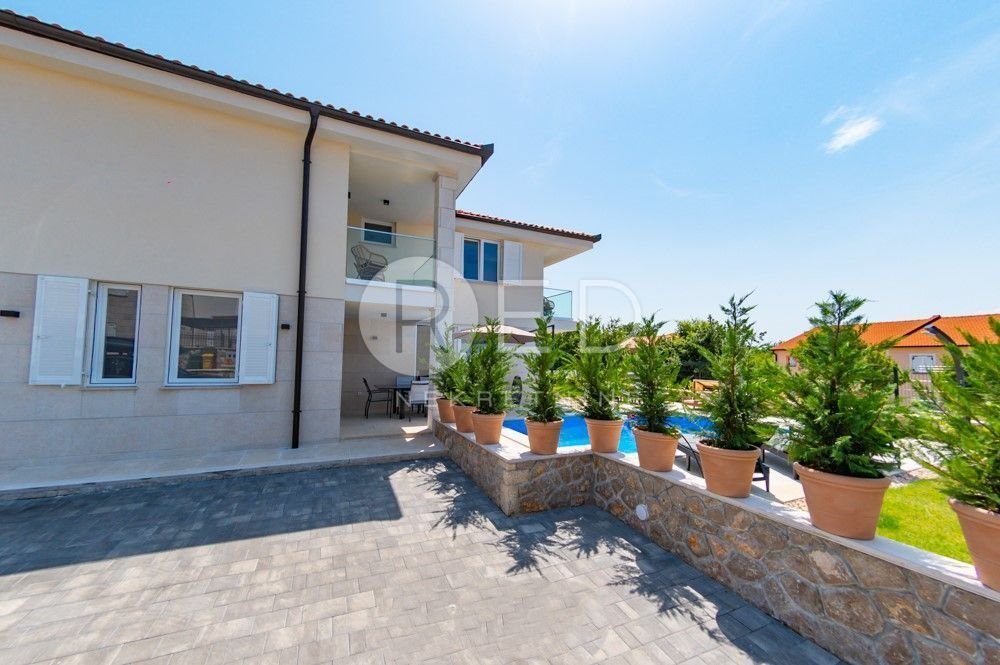 House For sale - Primorsko-goranska Malinska-Dubašnica
