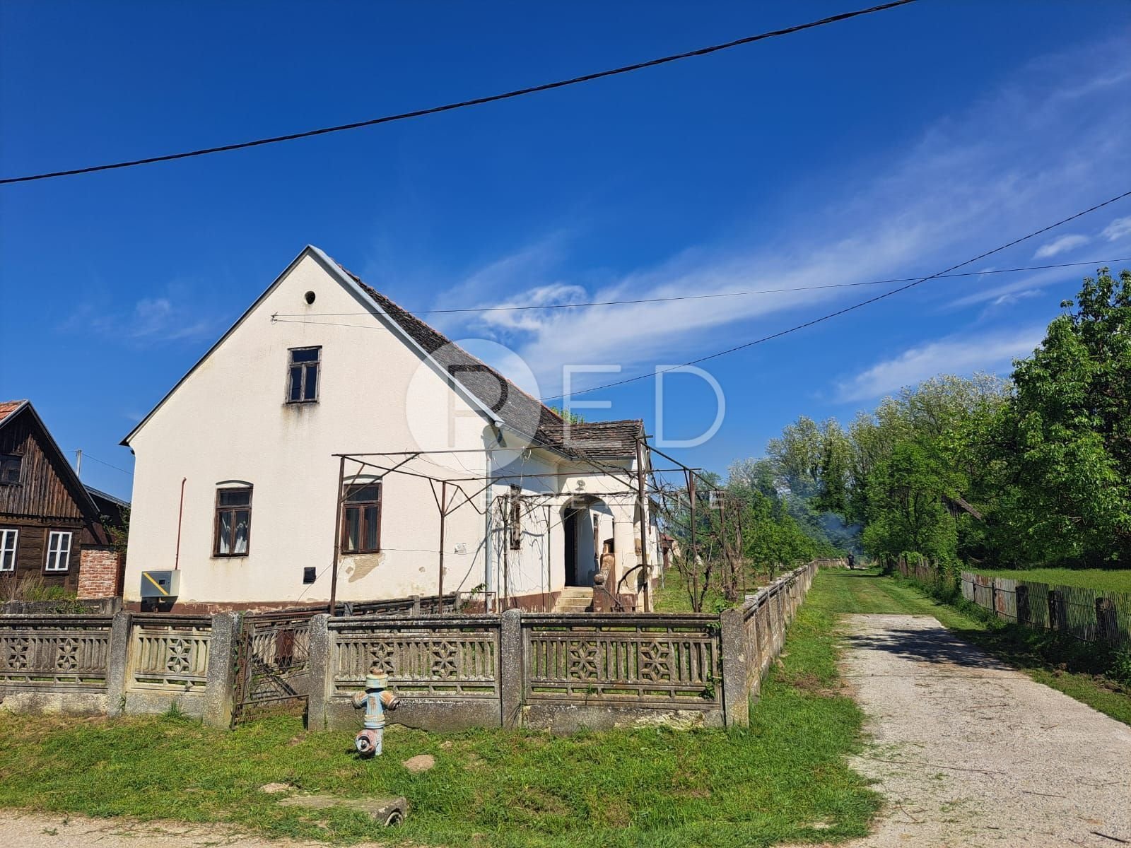 Kuća Na prodaju - Zagrebačka Ivanić-Grad - Okolica