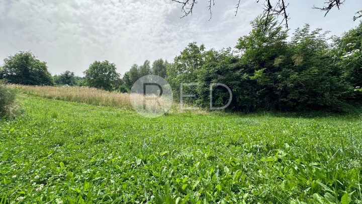 Grundstück zu verkaufen 2221 m² – Gornji Jarek