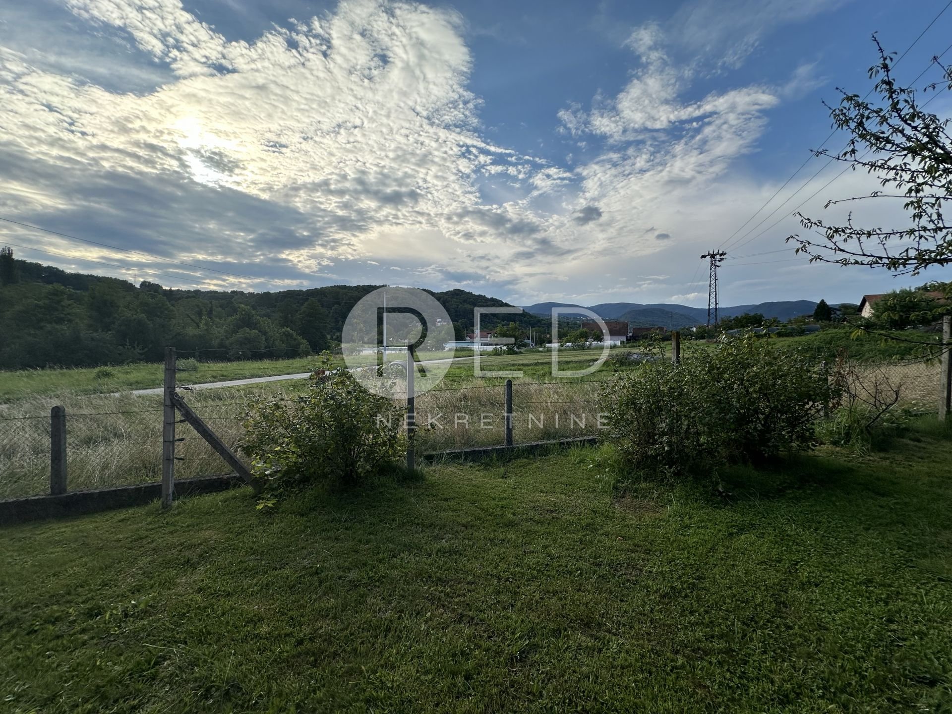 House For sale - Grad Zagreb Gornja Dubrava