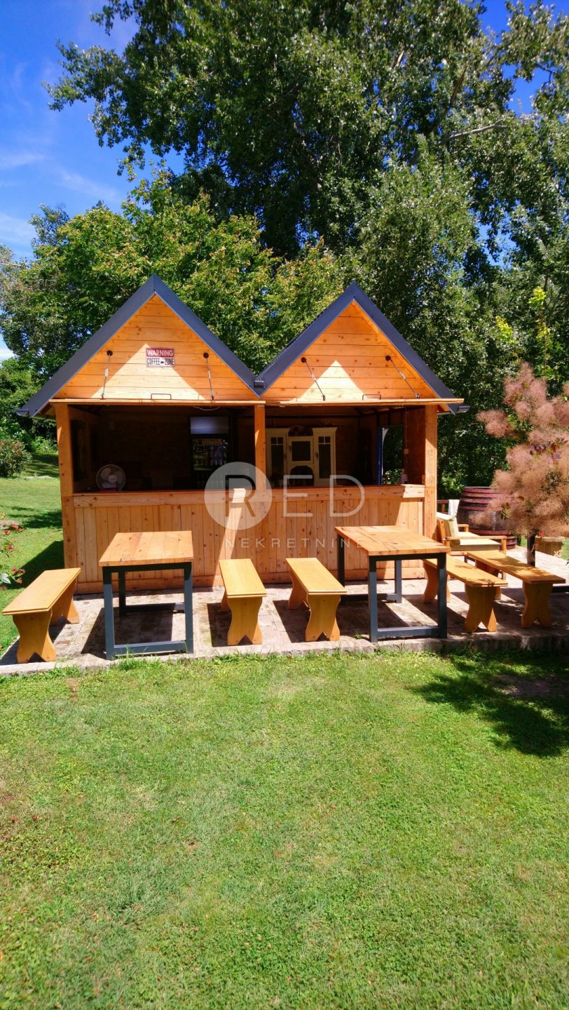 House For sale - Osječko-baranjska Kneževi Vinogradi