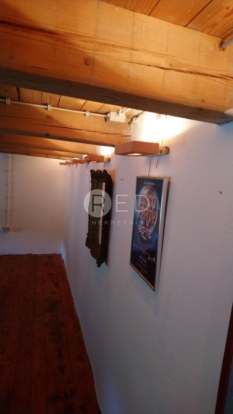House For sale - Osječko-baranjska Kneževi Vinogradi
