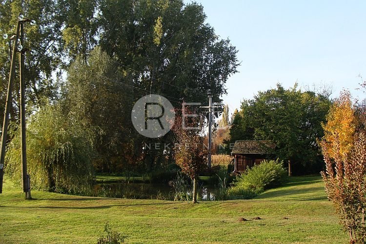 House For sale - Osječko-baranjska Kneževi Vinogradi