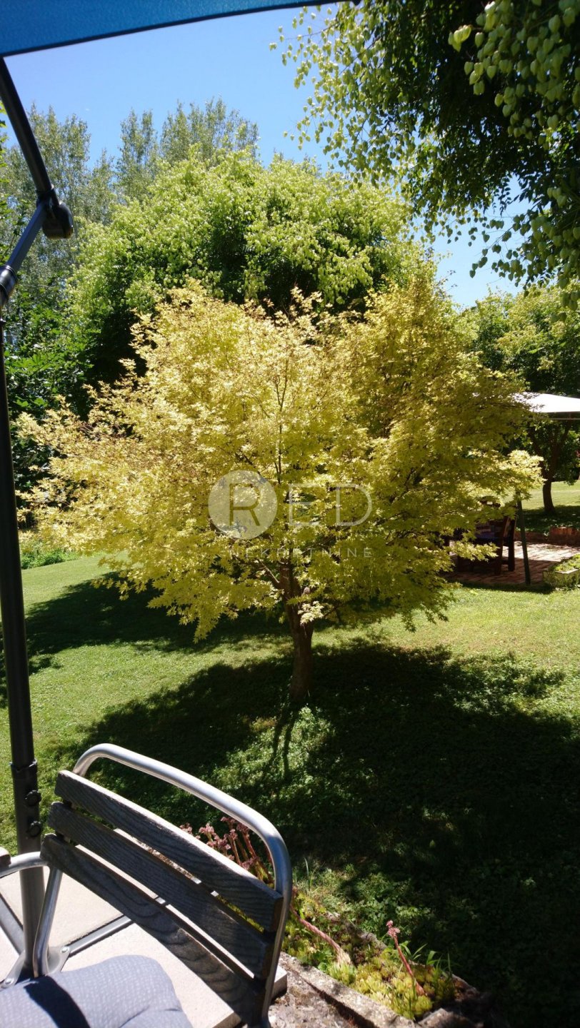 House For sale - Osječko-baranjska Kneževi Vinogradi