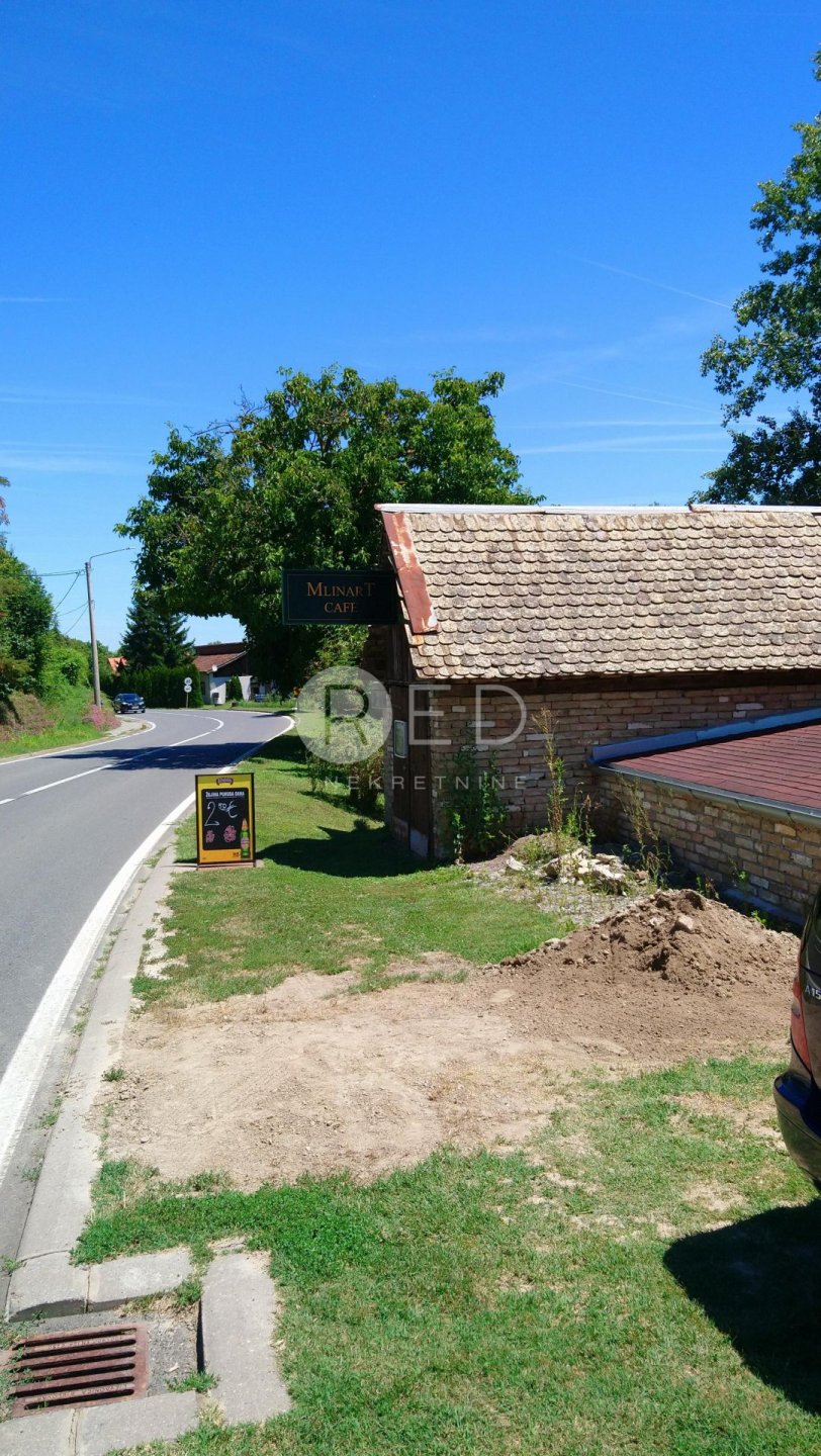 House For sale - Osječko-baranjska Kneževi Vinogradi