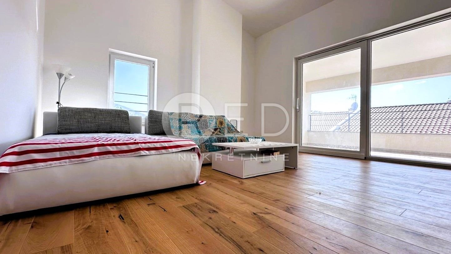 Appartamento In vendita - Primorsko-goranska Cres