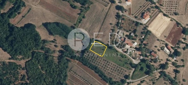 Grundstück zu verkaufen 3393 m² – Sutivanac