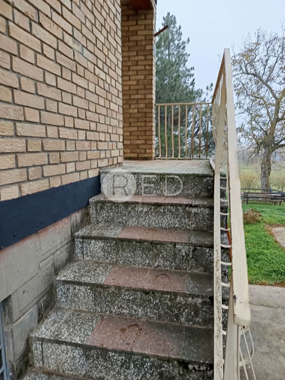 House For sale - Osječko-baranjska Kneževi Vinogradi