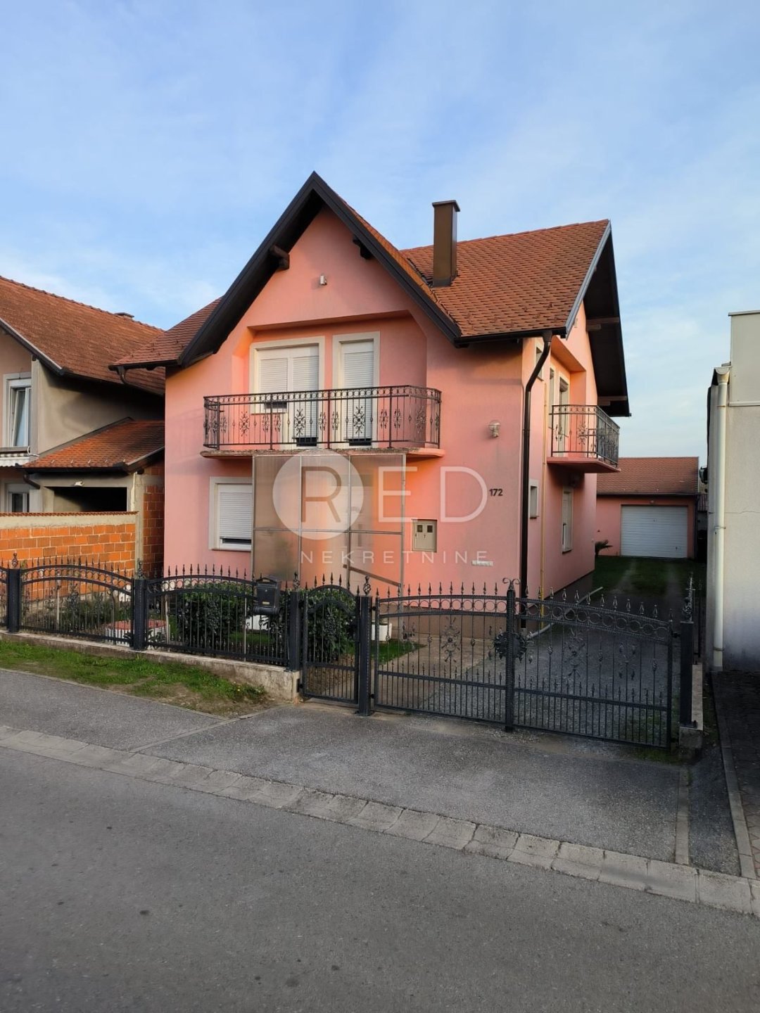 Dům Na prodej - Brodsko-posavska Slavonski Brod - foto 1/20