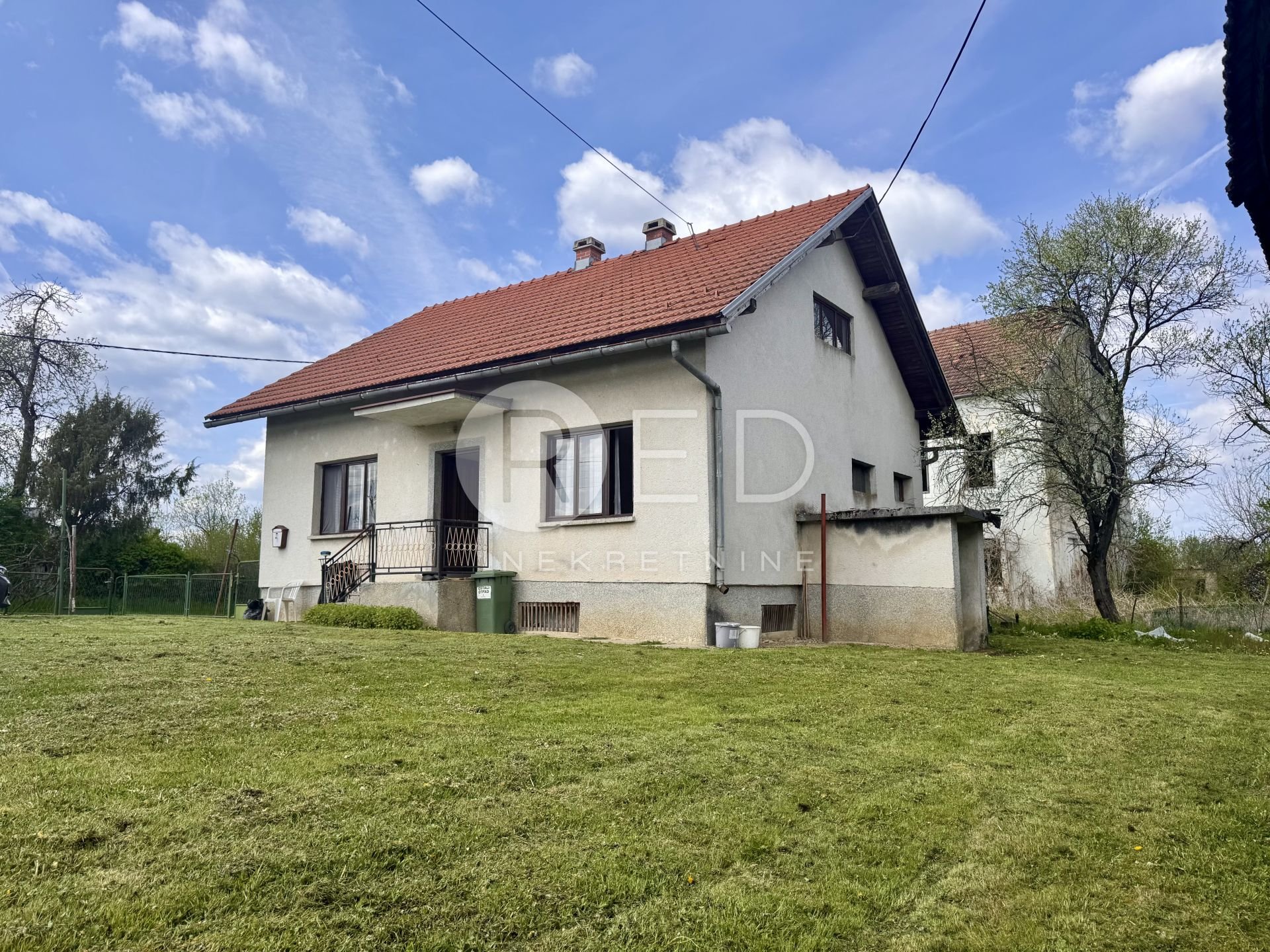 Casa In vendita - Zagrebačka Pisarovina - foto 1/27