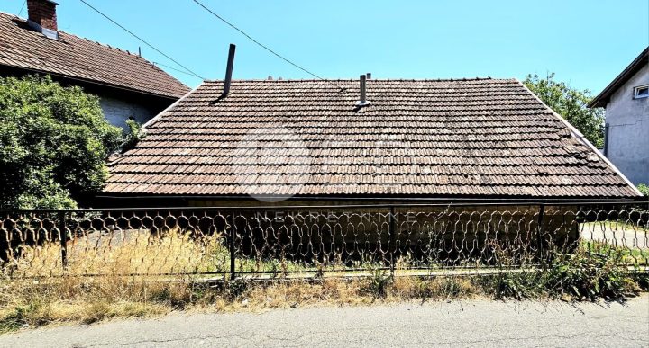 Kuća Na prodaju - Grad Zagreb Peščenica - žitnjak - foto 2/4