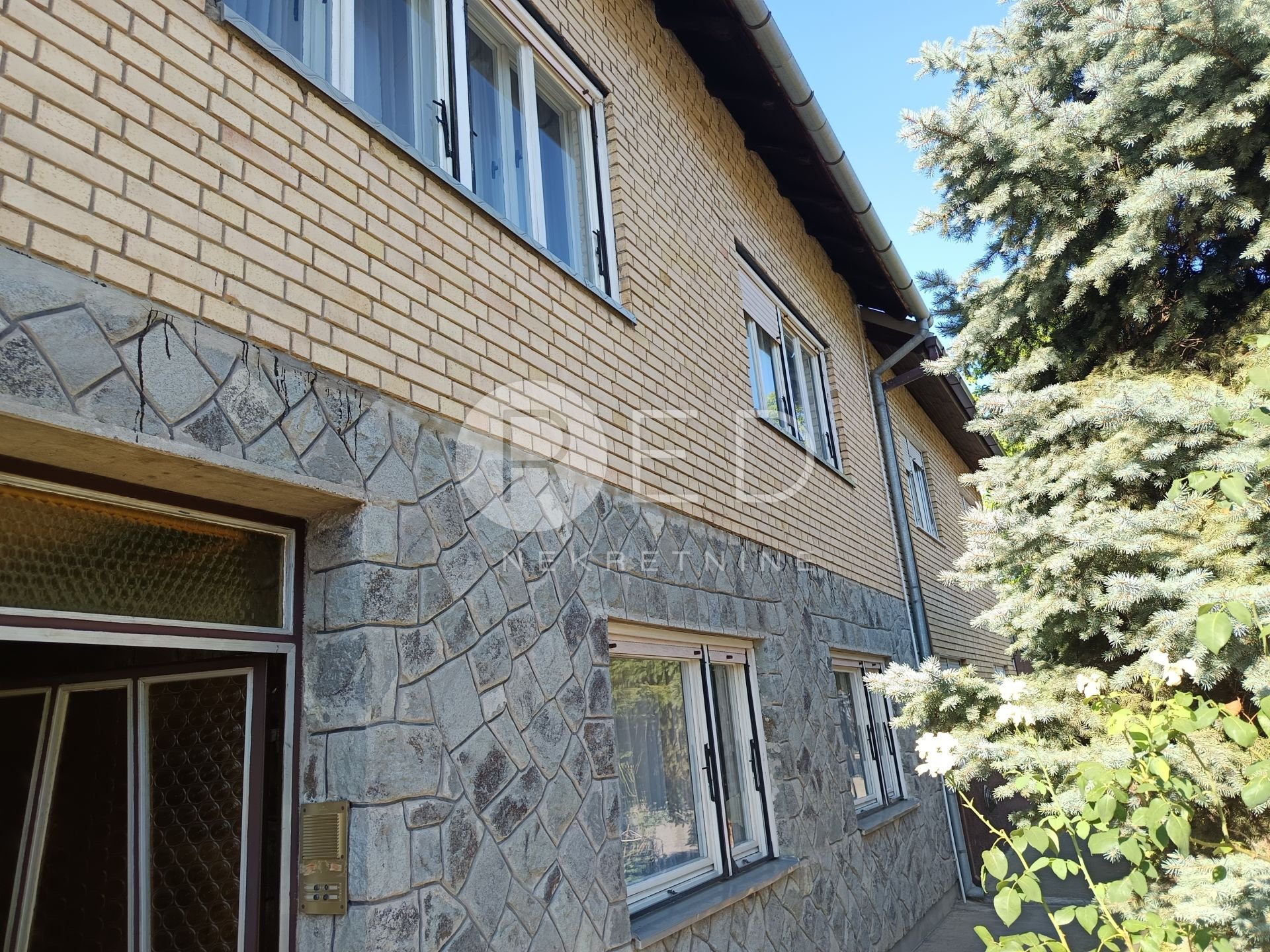 House For sale - Osječko-baranjska Osijek