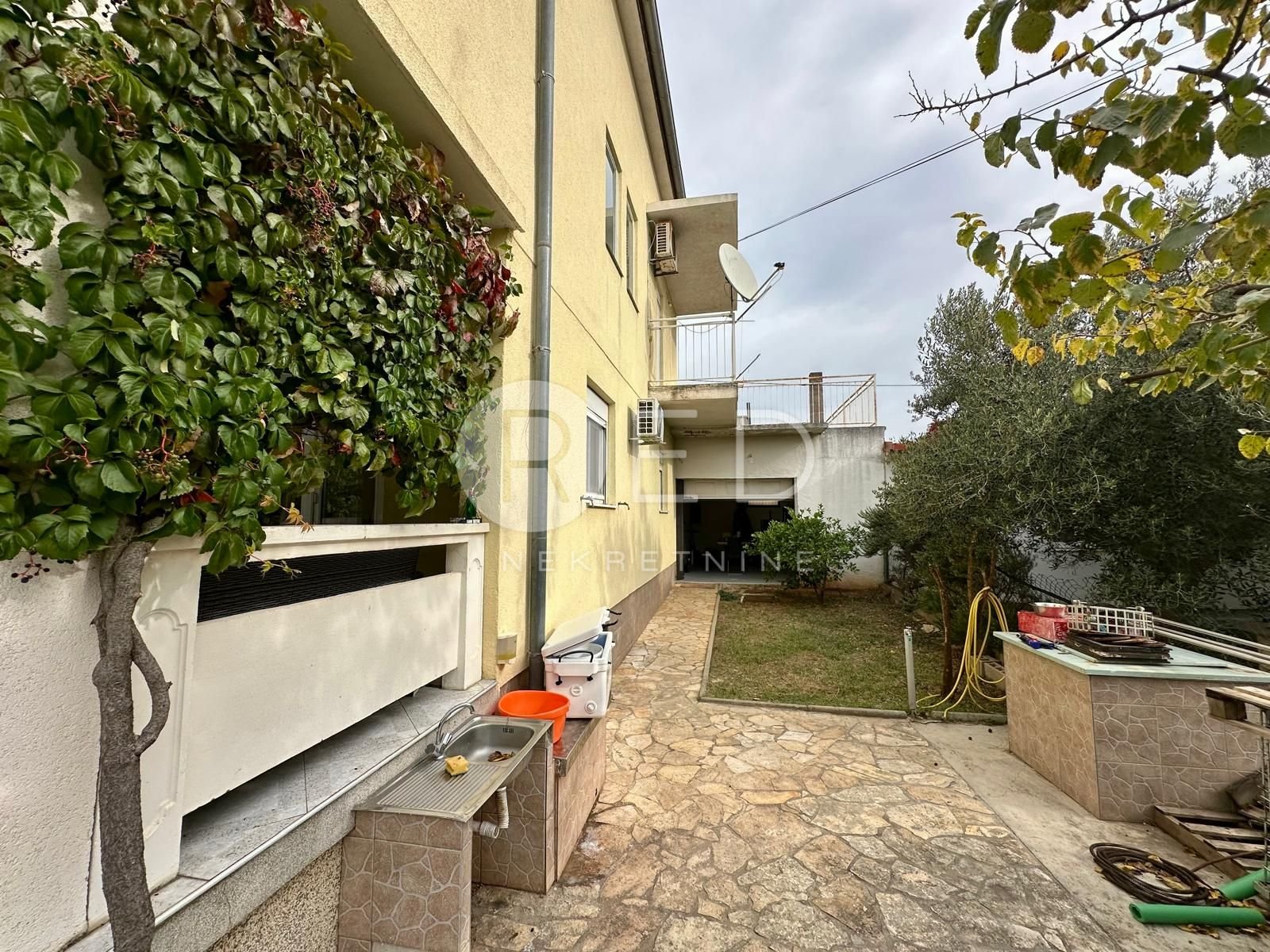 Haus Zu verkaufen - Zadarska Zadar